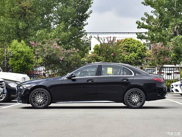北京奔馳 奔馳C級(jí) 2022款 C 260 L 運(yùn)動(dòng)版