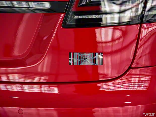特斯拉(进口) Model S 2023款 三电机全轮驱动 Plaid版 特斯拉(进口) Model S 2023款 三电机全轮驱动 Plaid版