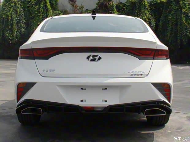 北京现代 菲斯塔 2023款 270T 入门版