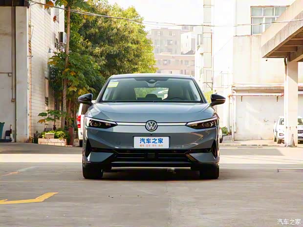 一汽-大众 大众ID.7 VIZZION 2024款 首发版 一汽-大众 大众ID.7 VIZZION 2024款 首发版