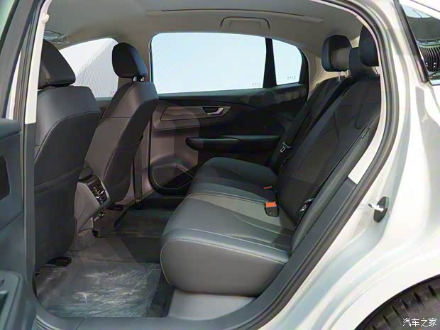 一汽红旗 红旗E-QM5 2022款 431km 充电乐享版