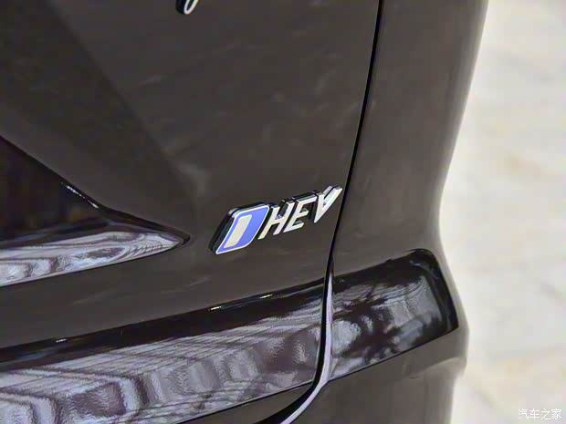 上汽通用五菱 五菱凱捷 2023款 混動(dòng)鉑金版
