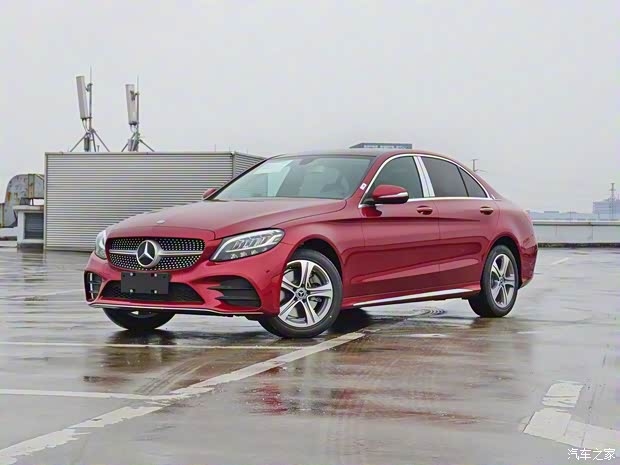 北京奔驰 奔驰C级 2019款 改款 C 260 L 运动版 北京奔驰 奔驰C级 2019款 改款 C 260 L 运动版