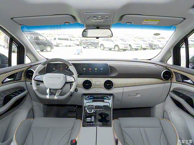 东风风行 风行·游艇 2022款 尊享型