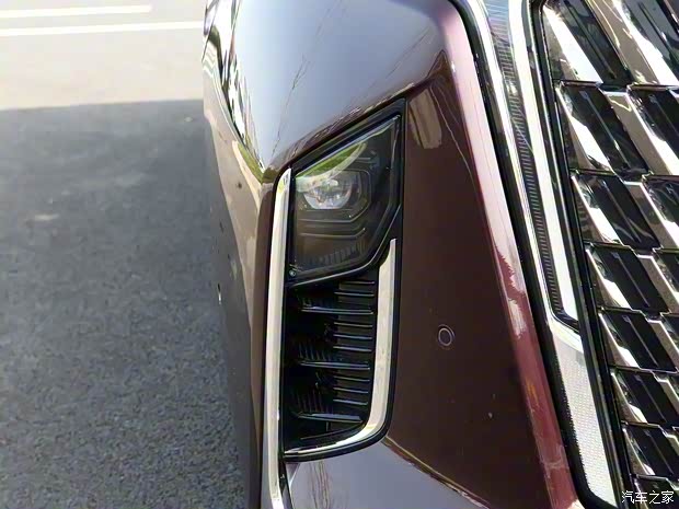 上汽大通 上汽大通MAXUS G90 2022款 2.0T 基本型