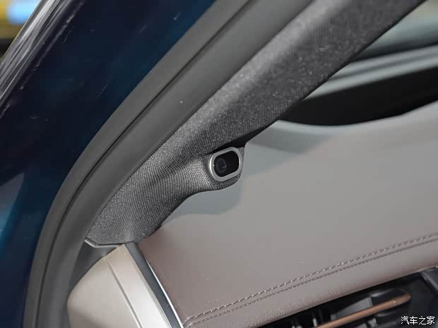 长城汽车 摩卡DHT-PHEV 2022款 1.5T 0焦虑智享版