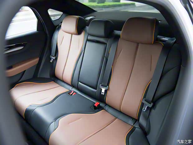 比亚迪 秦PLUS 2021款 DM 基本型