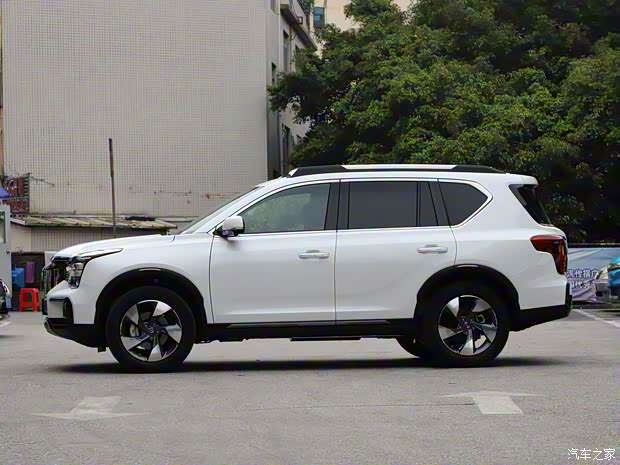 廣汽乘用車(chē) 傳祺GS8 2020款 GS8S 390T 兩驅(qū)豪華智聯(lián)版