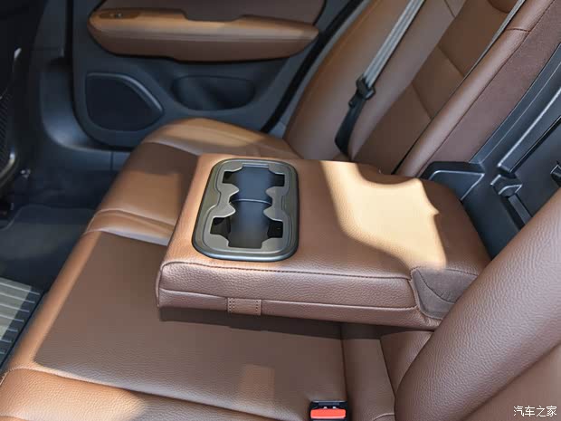 沃尔沃亚太 沃尔沃S60新能源 2020款 T8 E驱混动 四驱智逸豪华版