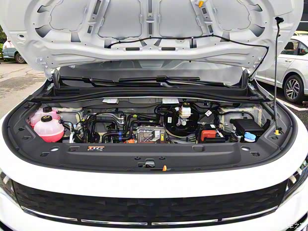 雷达汽车 雷达RD6 2023款 410km 创业版 雷达汽车 雷达RD6 2023款 410km 创业版