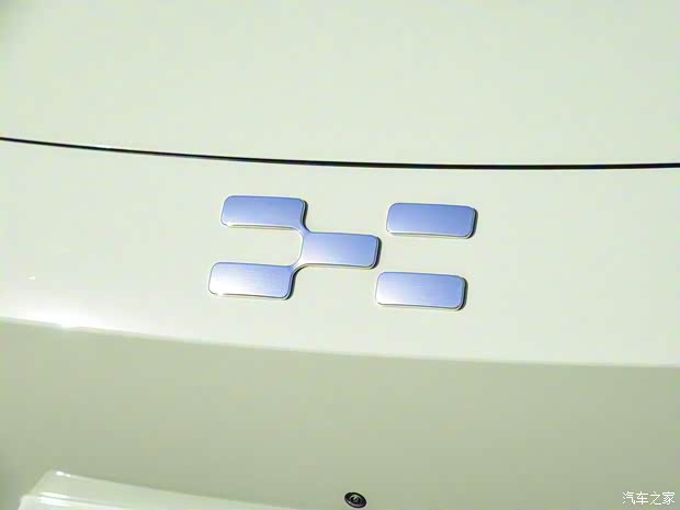 爱驰汽车 爱驰U6 2023款 好声音特别版 63kWh 爱驰汽车 爱驰U6 2023款 好声音特别版 63kWh