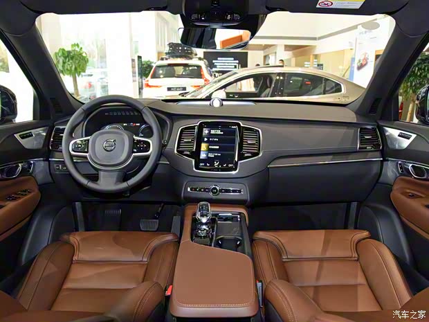 沃尔沃(进口) 沃尔沃XC90新能源 2022款 改款 E驱混动 T8 智尊豪华版 7座