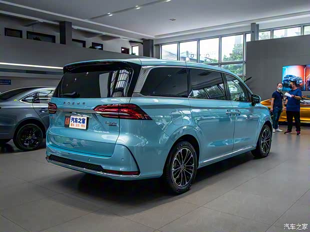 上汽集团 荣威iMAX8 2022款 基本型 上汽集团 荣威iMAX8 2022款 基本型