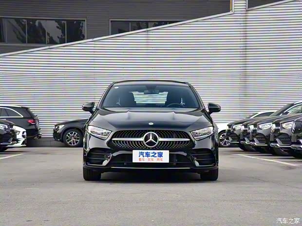 北京奔馳 奔馳A級 2020款 改款 A 180 L 運動轎車特殊配置