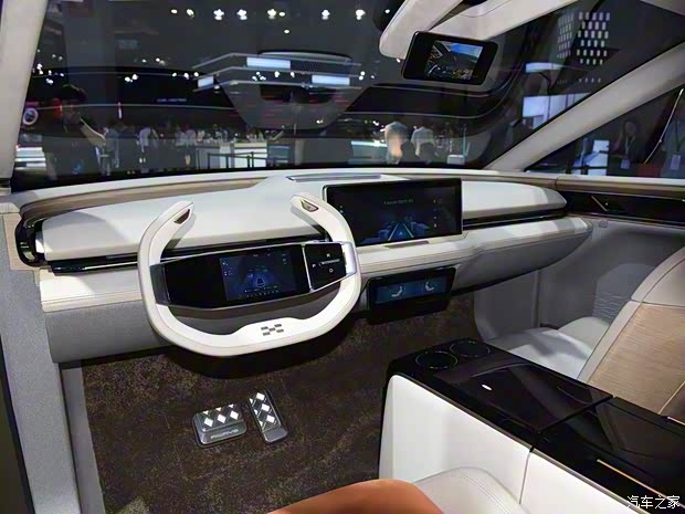 愛(ài)馳汽車 愛(ài)馳U7 2019款 基本型