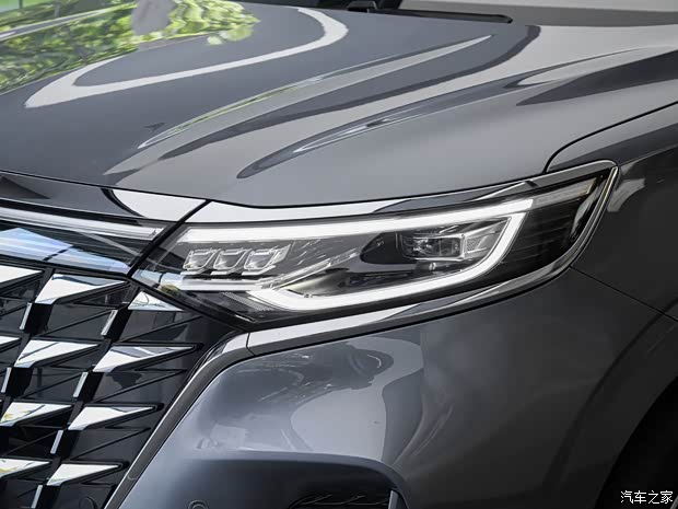 上汽集团 荣威iMAX8 EV 2022款 豪华版