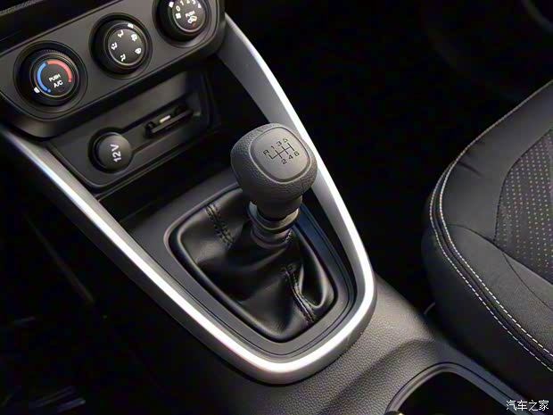 上汽通用五菱 宝骏510 2021款 1.5L 手动劲享型