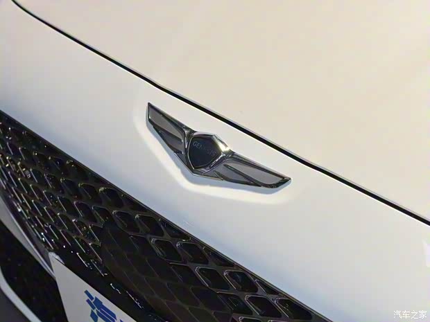 捷尼赛思 捷尼赛思G70 2021款 2.0T 后驱豪华版 捷尼赛思 捷尼赛思G70 2021款 2.0T 后驱豪华版