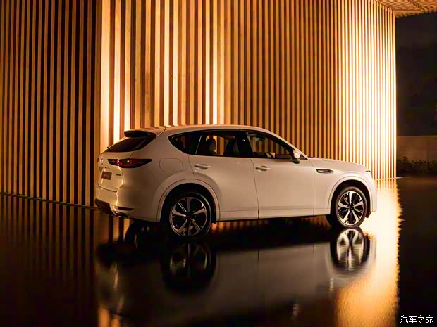 馬自達(dá)(進(jìn)口) 馬自達(dá)CX-60 2022款 PHEV Takumi 歐洲版