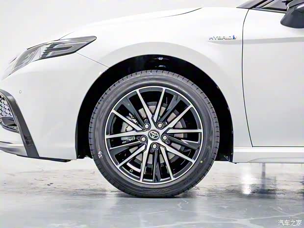 廣汽豐田 凱美瑞 2021款 雙擎 2.5HS 鋒尚版