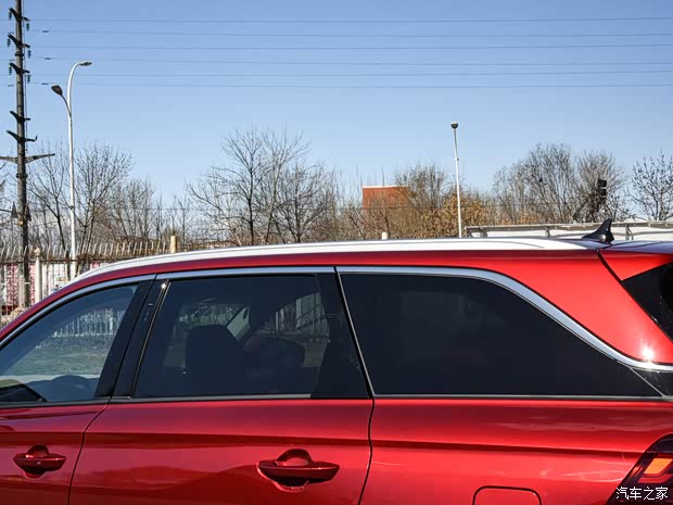 長安汽車 長安歐尚X7 PLUS 2022款 1.5T 藍鯨自動紅版