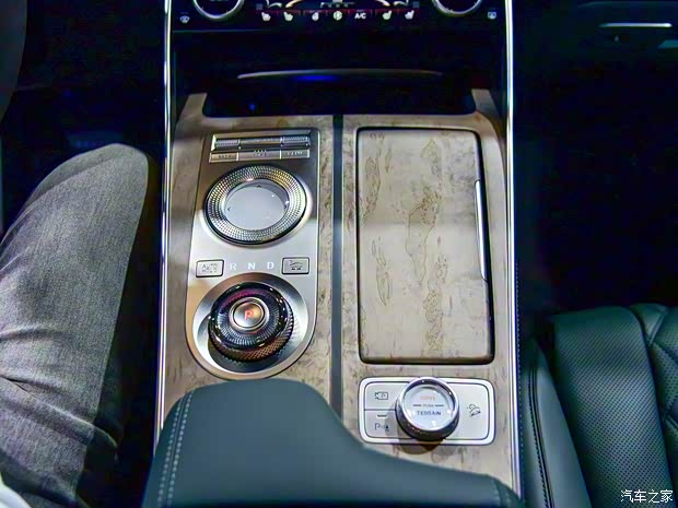 捷尼賽思 捷尼賽思GV80 2021款 2.5T 基本型