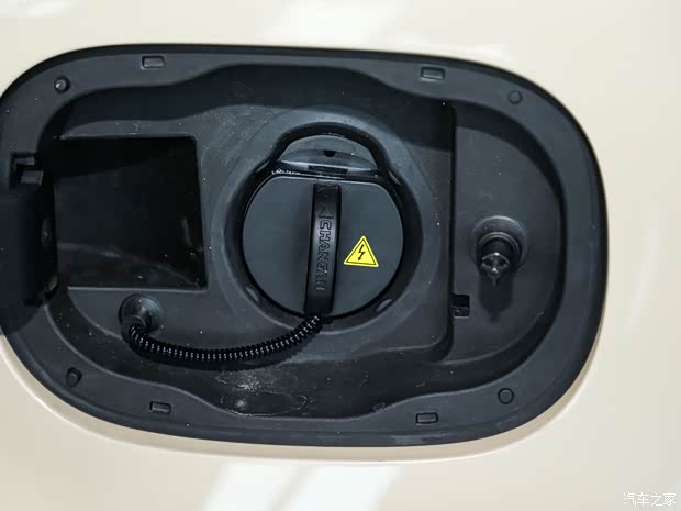 长安汽车 长安Lumin 2022款 210km 基本型