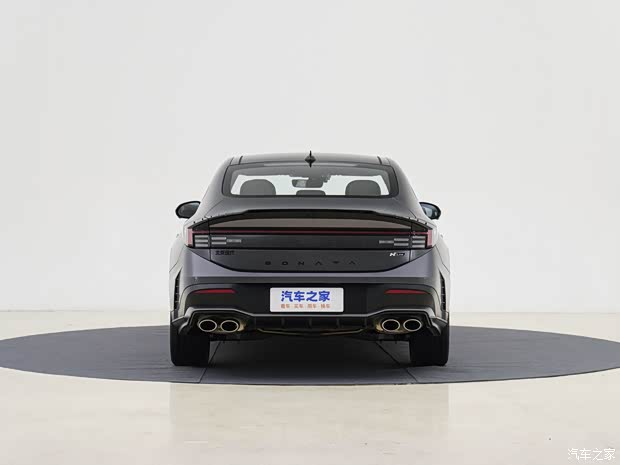 北京现代 索纳塔 2024款 2.0T N Line 高配版 北京现代 索纳塔 2024款 2.0T N Line 高配版