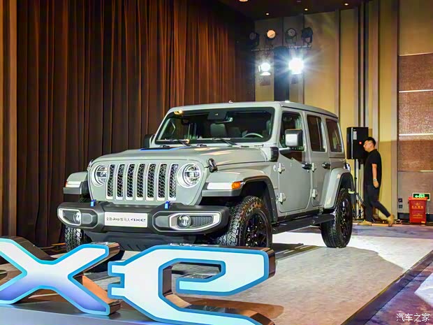 Jeep(进口) 牧马人新能源 2020款 四门 2.0T 4xe Sahara Jeep(进口) 牧马人新能源 2020款 四门 2.0T 4xe Sahara