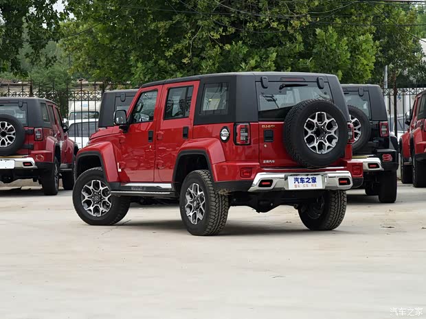 北京越野 北京BJ40 2019款 PLUS 2.3T 自动四驱旗舰版 国VI