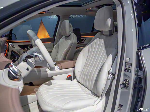 梅赛德斯-EQ 奔驰EQS SUV 2022款 基本型 梅赛德斯-EQ 奔驰EQS SUV 2022款 基本型