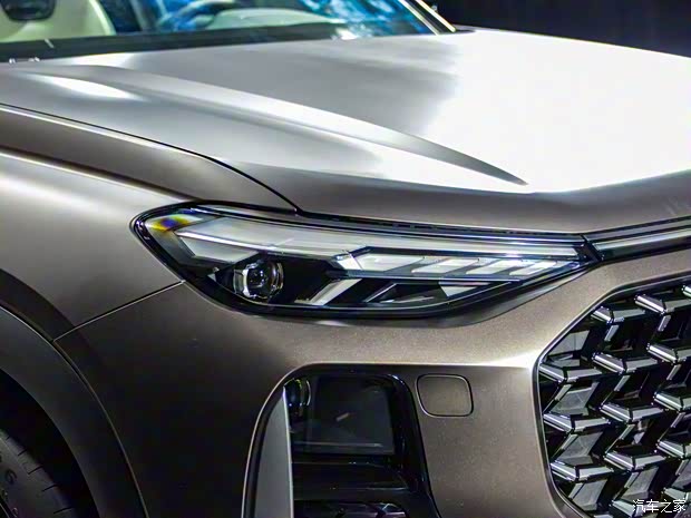 上汽奧迪 奧迪Q6 2022款 50 TFSI 基本型