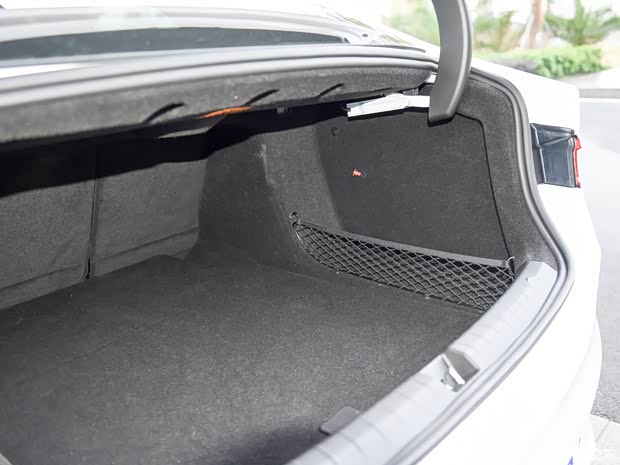 比亚迪 秦PLUS 2021款 DM 基本型