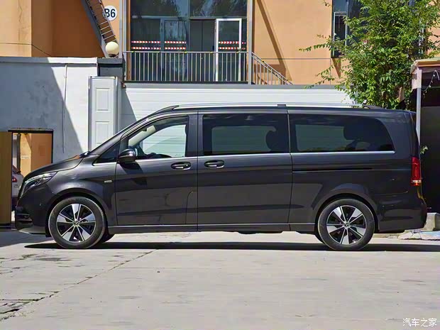 福建奔馳 奔馳V級(jí) 2020款 V 260 L 長(zhǎng)軸距豪華版