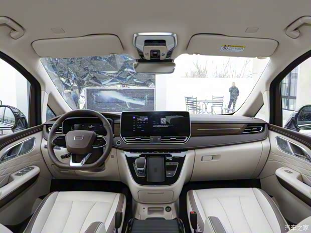 一汽奔腾 奔腾M9 2023款 2.0T 至尊型 一汽奔腾 奔腾M9 2023款 2.0T 至尊型