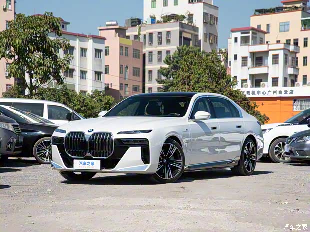 宝马(进口) 宝马i7 2023款 eDrive50L 尊享M运动套装 宝马(进口) 宝马i7 2023款 eDrive50L 尊享M运动套装