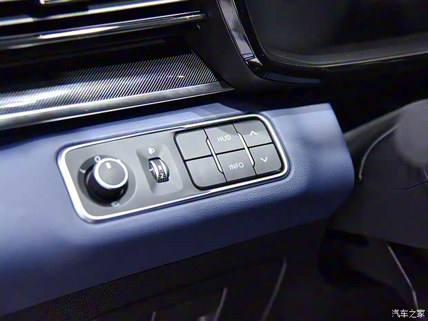 上汽大通 上汽MAXUS EUNIQ 6 2019款 基本型