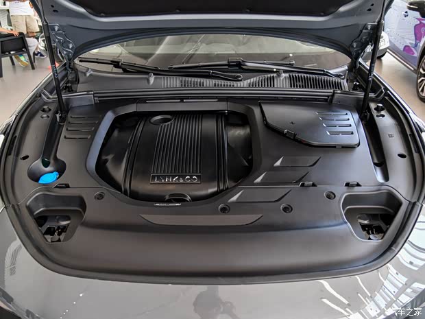 领克 领克02 2018款 1.5T 两驱耀Pro版