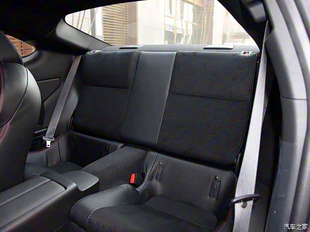 斯巴魯 斯巴魯BRZ 2022款 2.4L 手動(dòng)版