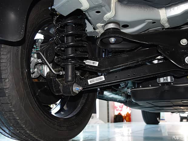 北汽新能源 北汽新能源EX5 2019款 悦潮版