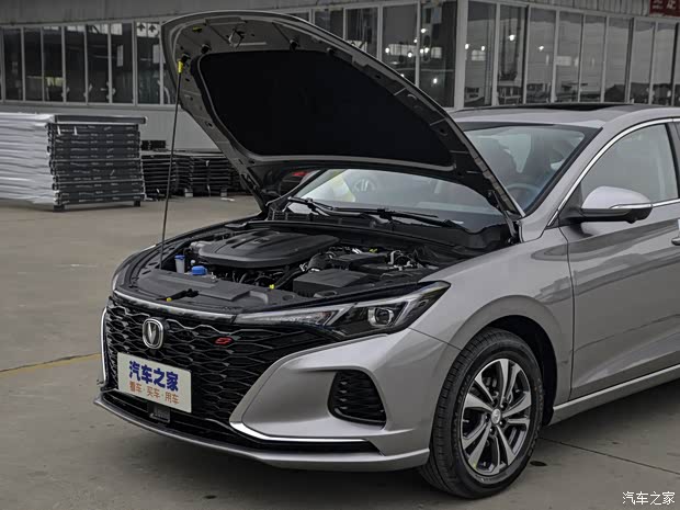 长安汽车 逸动 2021款 PLUS 蓝鲸NE 1.4T GDI DCT尊贵型