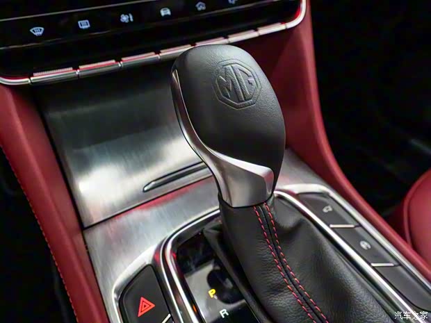 上汽集團(tuán) 名爵HS 2018款 30T 自動(dòng)兩驅(qū)Trophy荷爾蒙超燃版