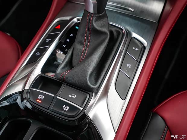 上汽集团 名爵HS 2018款 30T 自动Trophy四驱超级运动互联网版