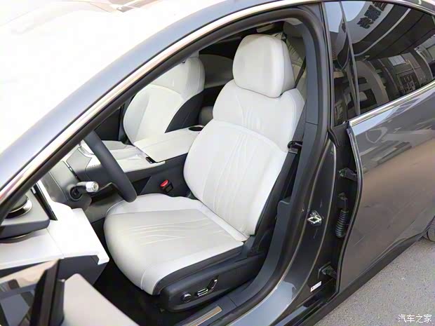 吉利汽車 銀河E8 2023款 基本型