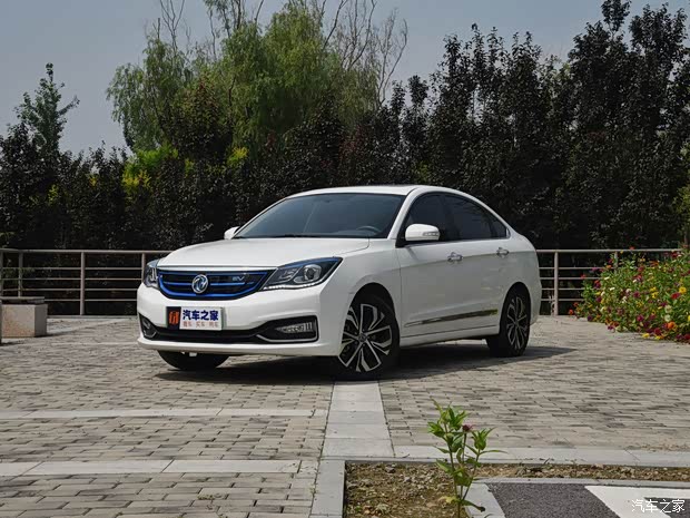 东风乘用车 东风风神E70 2018款 超睿版 东风乘用车 东风风神E70 2018款 超睿版