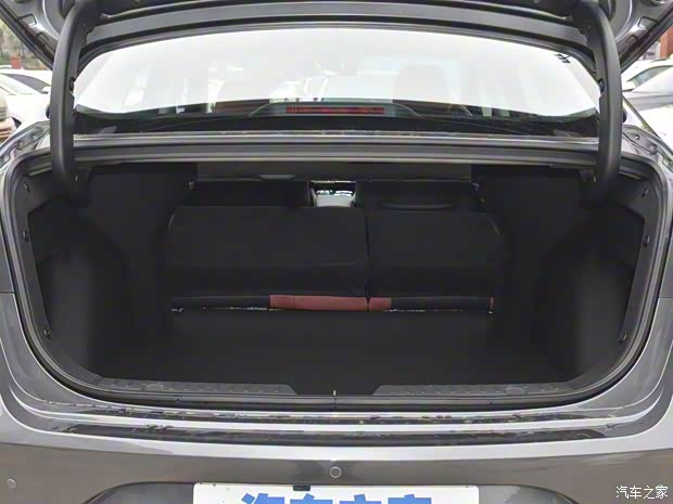 长安汽车 逸动 2022款 PLUS 蓝鲸NE 1.4T GDI DCT高配版