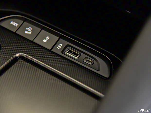 上汽通用別克 昂科旗 2020款 28T 兩驅(qū)豪華型