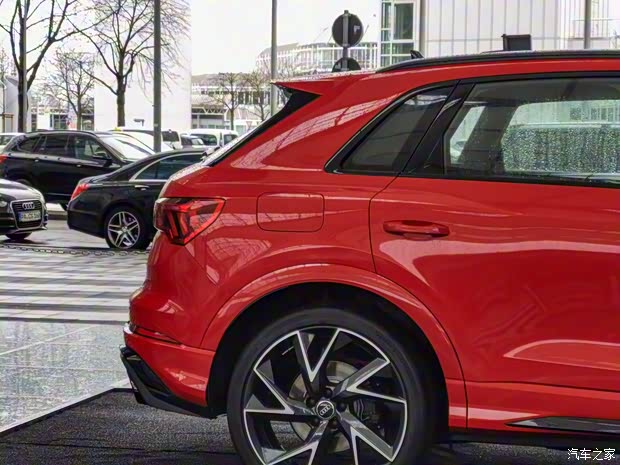 Audi Sport 奥迪RS Q3 2020款 基本型