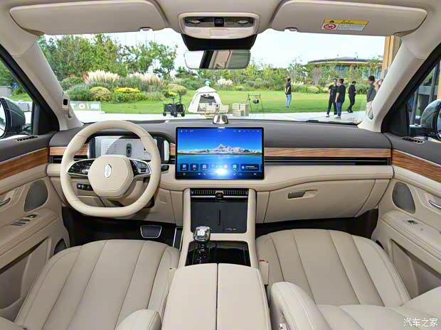 赛力斯汽车 问界M7 2024款 1.5T 四驱Plus版 5座 赛力斯汽车 问界M7 2024款 1.5T 四驱Plus版 5座