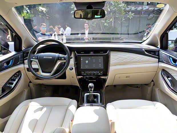 長(zhǎng)安汽車 歐尚COSMOS(科尚) 2019款 1.5T 手動(dòng)旗艦型